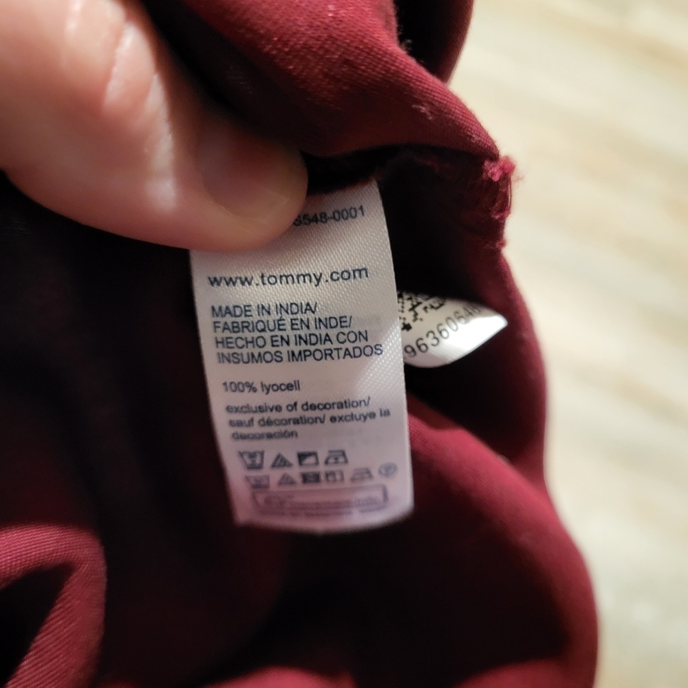 Tommy Hilfiger Button Up Shirt Roll Tab Utility Crimson Red Relaxed Womens Large - Picture 9 of 9